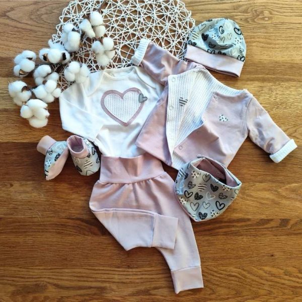 Velik komplet za novorojenčka