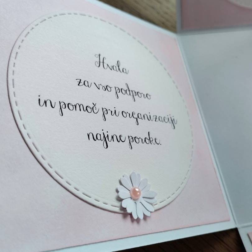 Darilna škatlica s klekljanim srčkom - zahvala za poročno pričo - slika 3